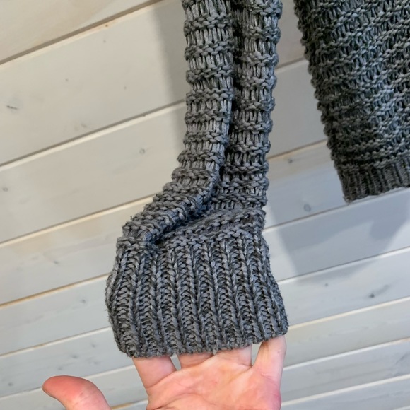 Retrod | Grey Pullover Sweater - Picture 2 of 6